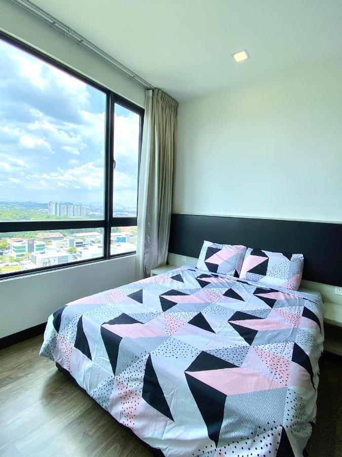 Landmark Residence 2, Studio For 2 Pax, High Floor, Nice View, Free Parking, Budget Stay Kajang Buitenkant foto